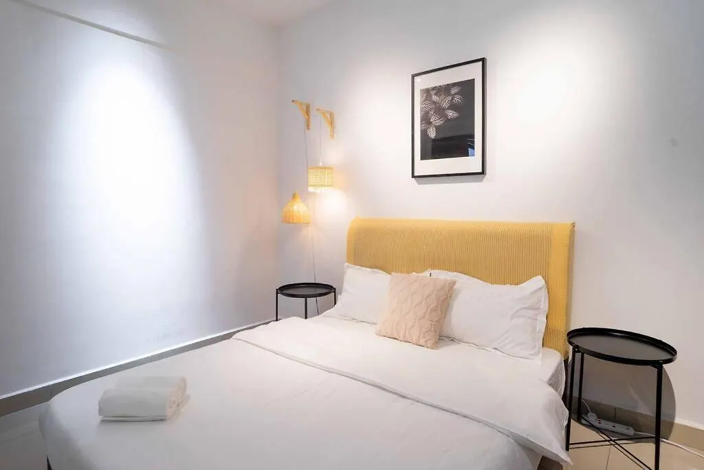 Chic - 4 Bedroom - Projector - Ipoh Town - Sleep8